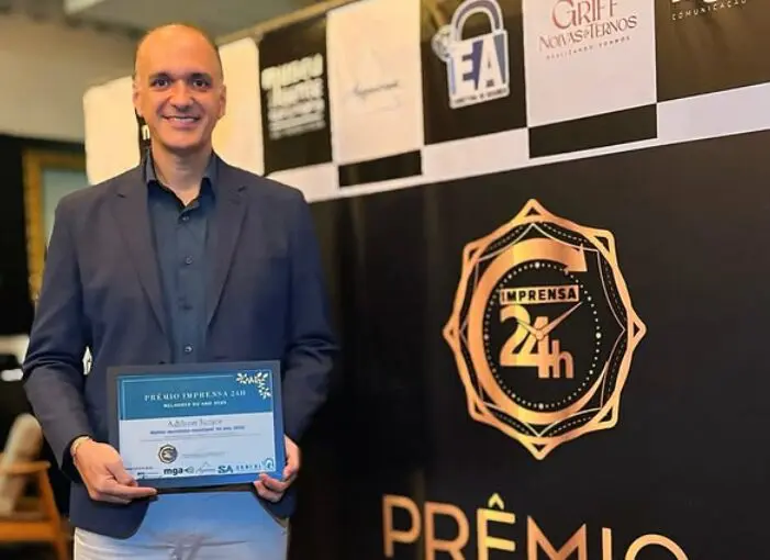 Adilson Jr recebe reconhecimento do Prêmio Imprensa 24h