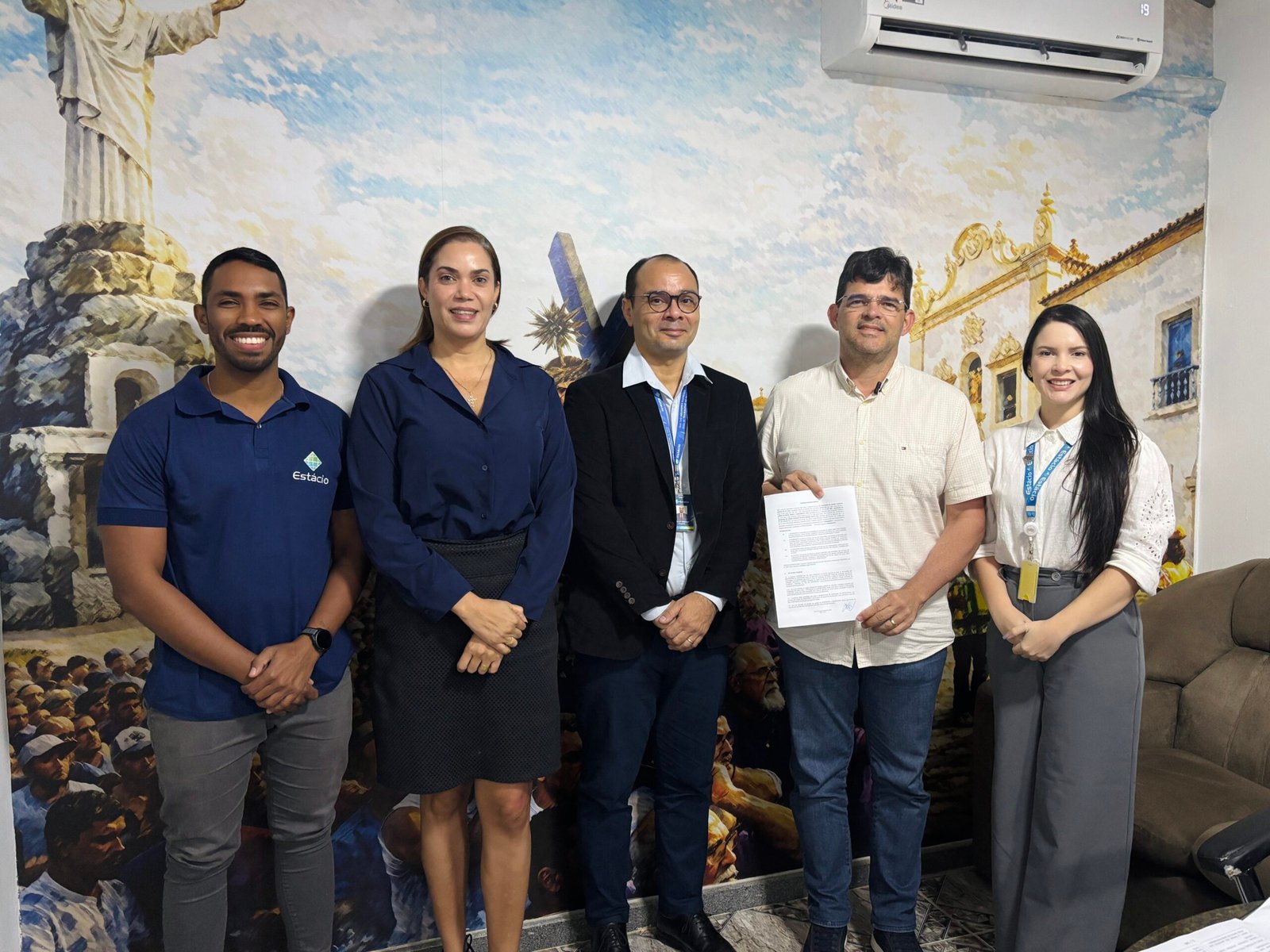 Incentivo à qualificação: Câmara de São Cristóvão firma convênio com a Estácio Sergipe