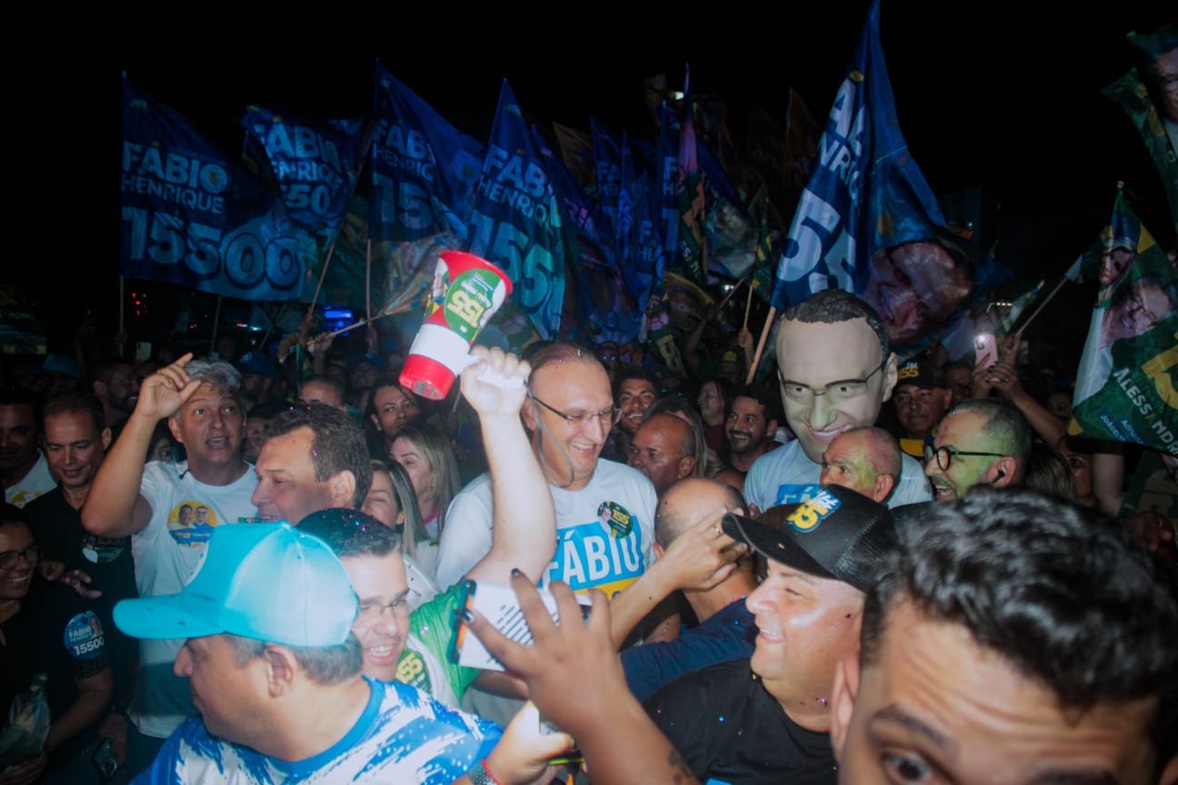Fábio Henrique segue fechando campanha em Socorro ao lado de Samuel Carvalho